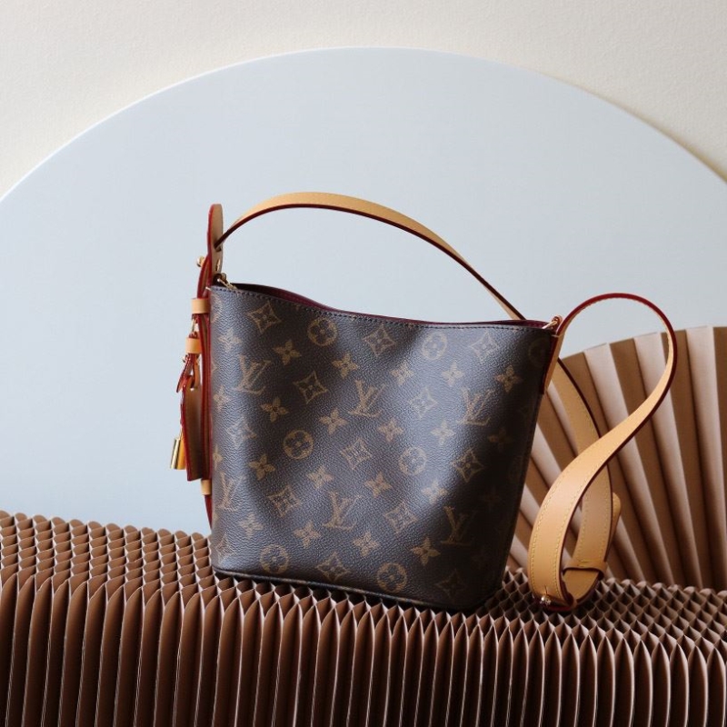 LV Shopping Bags